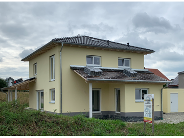 Wohnhaus-Neubau in Schlingen