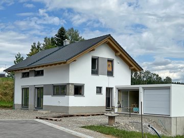 Wohnhaus-Neubau mit Doppelgarage-J