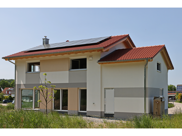 Wohnhaus-Neubau mit Garage in Illerbeuren